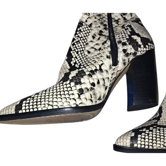 Vince Camuto Cottara Over-The-Knee Black White Snake pointed Western Boots... - Picture 3 of 7